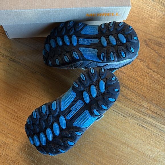 Merrell Little Kid's Trail Chaser Jr Hiking Shoe, Grey/Black - Picture 9 of 10